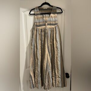 Easel Jumpsuit Size L NWOT